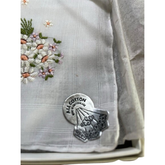 Marshall Field Handkerchiefs Box Of 4 NOS 1978 Switzerland Made - Picture 7 of 7